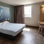 Troyes Magasins D'usine Hotel 3*