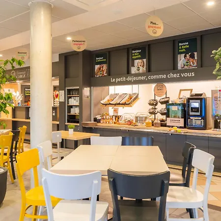 Hotel Troyes Magasins D'usine 3*