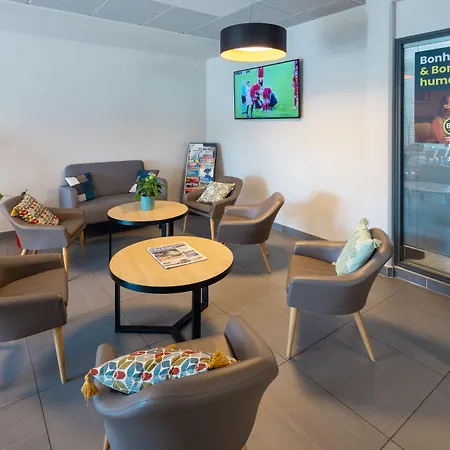 호텔 Troyes Magasins D'usine 3*