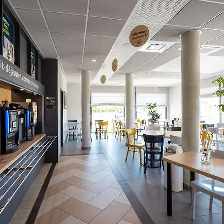 Troyes Magasins D'usine Hotel 3*