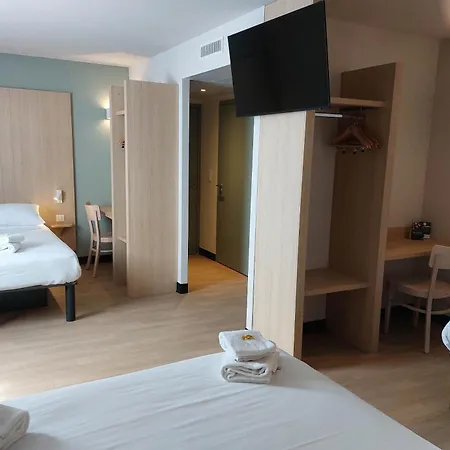 Hotel Troyes Magasins D'usine Lavau (Aube)