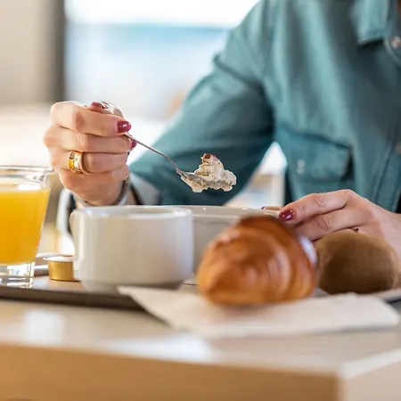 호텔 Troyes Magasins D'usine 3*