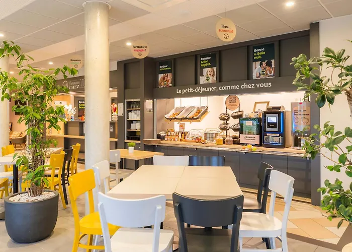 Hotel Troyes Magasins D'usine 3*